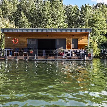 Villa Hausbot U Rybara A Kacky à Bratislava Extérieur photo