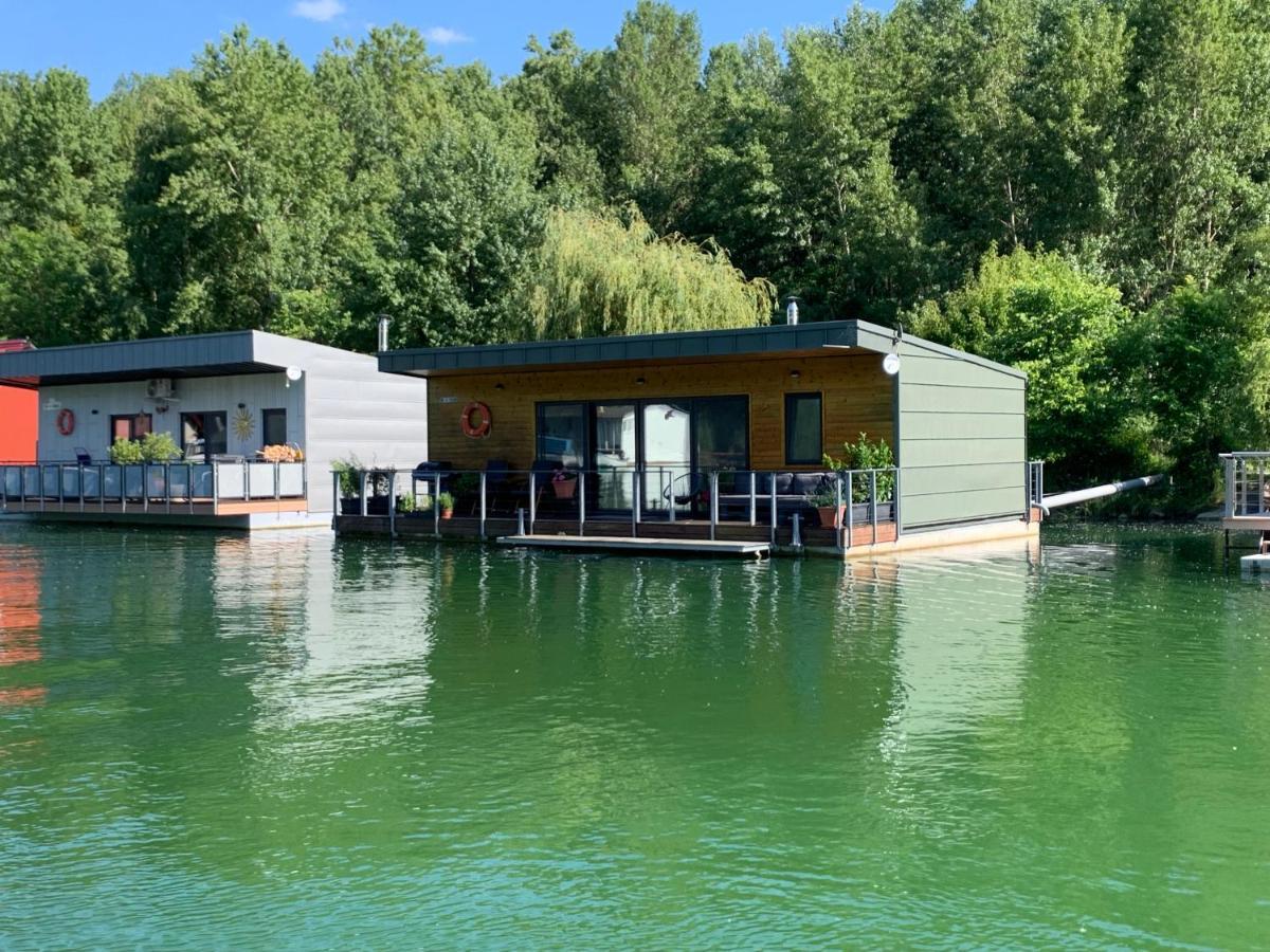 Villa Hausbot U Rybara A Kacky à Bratislava Extérieur photo