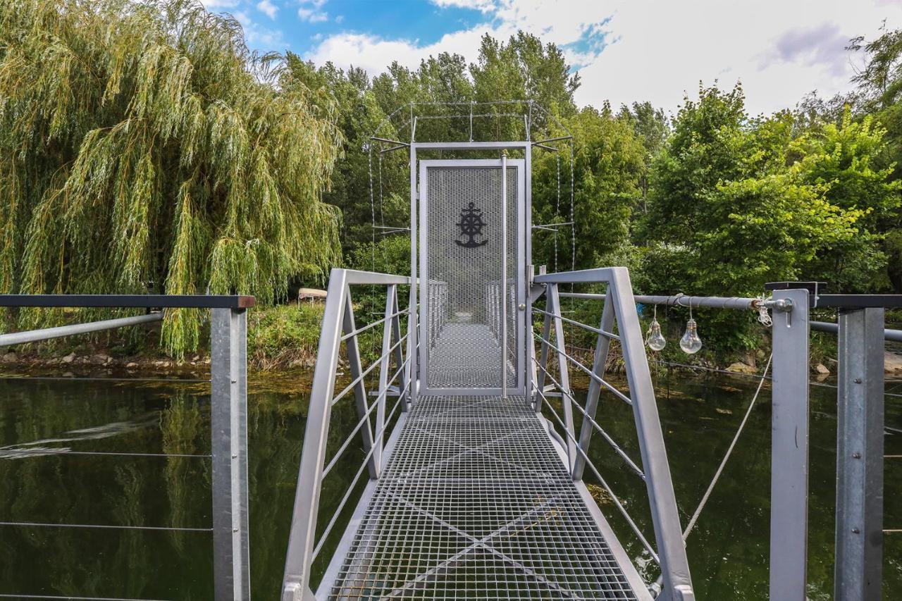 Villa Hausbot U Rybara A Kacky à Bratislava Extérieur photo